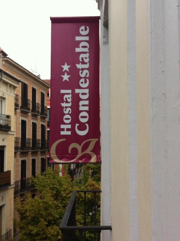 Hostal Condestable Madrid Bagian luar foto